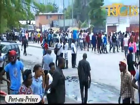 Port-au-Prince Figi lari 9 Novembre 2020 / Manifestasyon pou mande jistis pou Evelyne Sincère