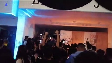 Police fire guns to disperse protesters in Mexico's Cancun