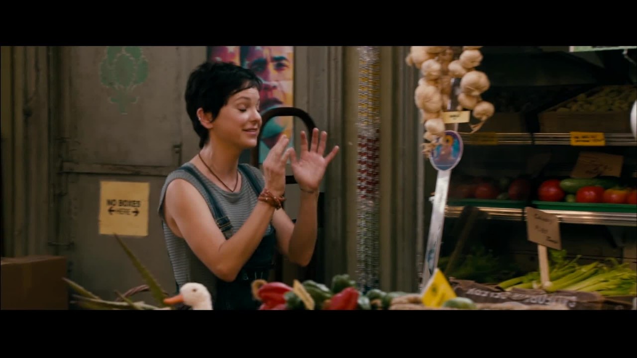 Der Diktator - Clip Ã„ffchen auf Rollschuhen (Deutsch) HD