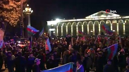 Azerbaycan'da tarihi gecede zafer kutlamaları sabaha kadar devam etti