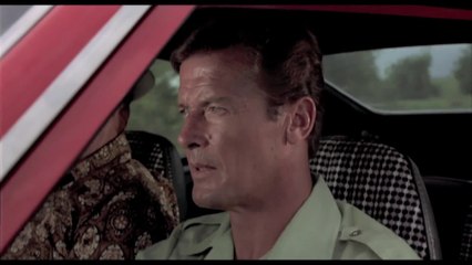 James Bond - Der Mann mit dem goldenen Colt Clip (English)