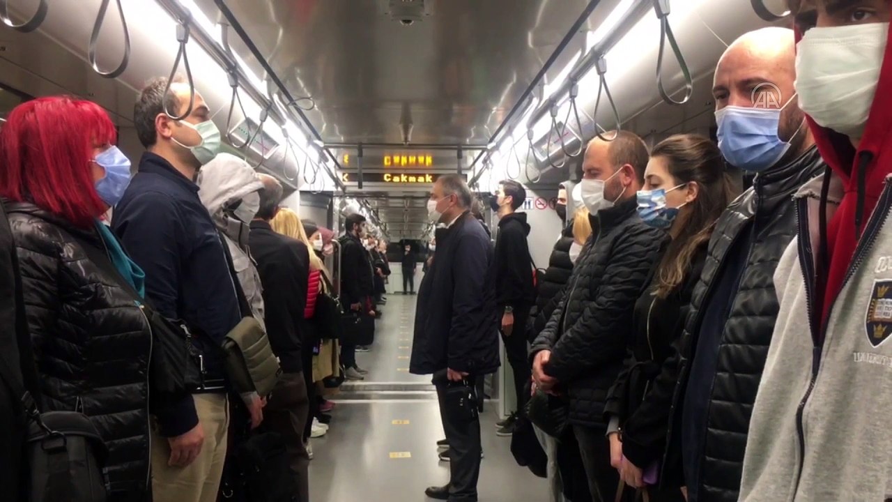Büyük Önder Atatürk'ü anıyoruz - Üsküdar Metros...