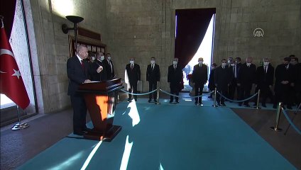 Cumhurbaşkanı Erdoğan, 10 Kasım dolayısıyla Anıtkabir'de düzenlenen törene katıldı (2) - ANKARA