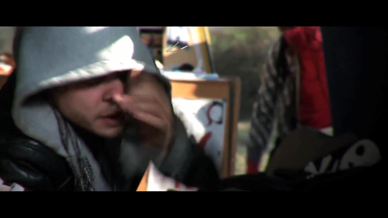 Klein statt Helden - Trailer (Deutsch)