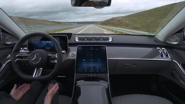 The new Mercedes-Benz S-Class Intelligent Drive - Active Steering Assist with Active Emergency Stop Assist