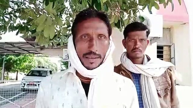 डीएम के दरबार में पहुंचे पीड़ित परिवार मोहन बड़ोदिया, पुलिस पर रिपोर्ट में हेरफेर करने का आरोप