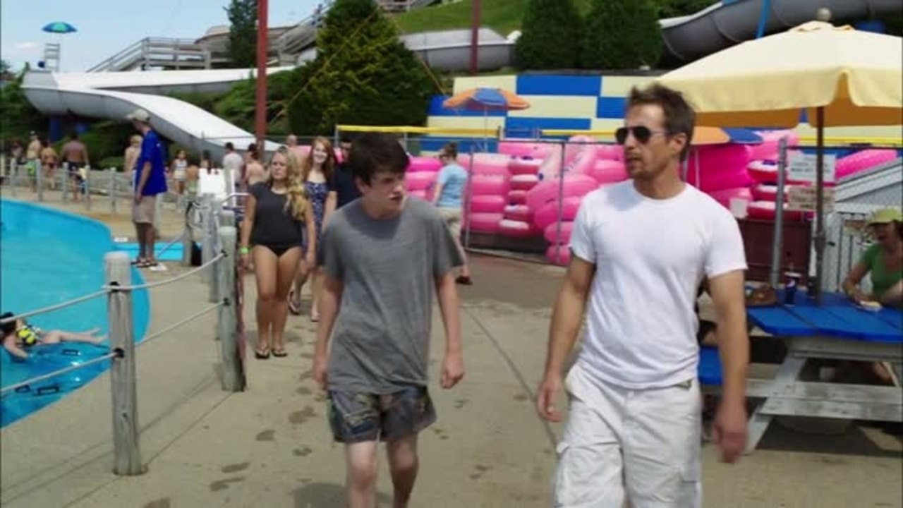 Ganz weit hinten - Clip 7 Eine Frau auf die man gewartet hat (Deutsch) HD