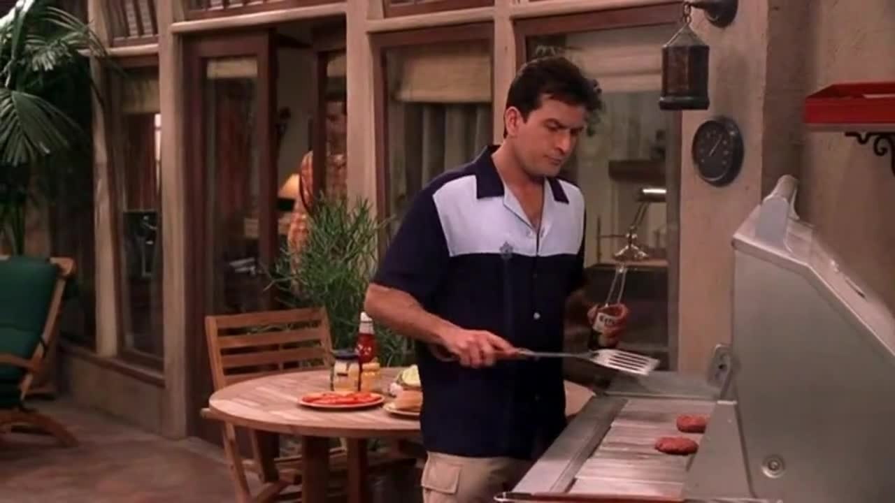 Two and a Half Men - S02 Clip (Deutsch) HD