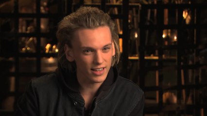 Chroniken der Unterwelt-City of Bones - Interview Jamie Campell Bower Ã¼ber ihre Rolle (English) HD