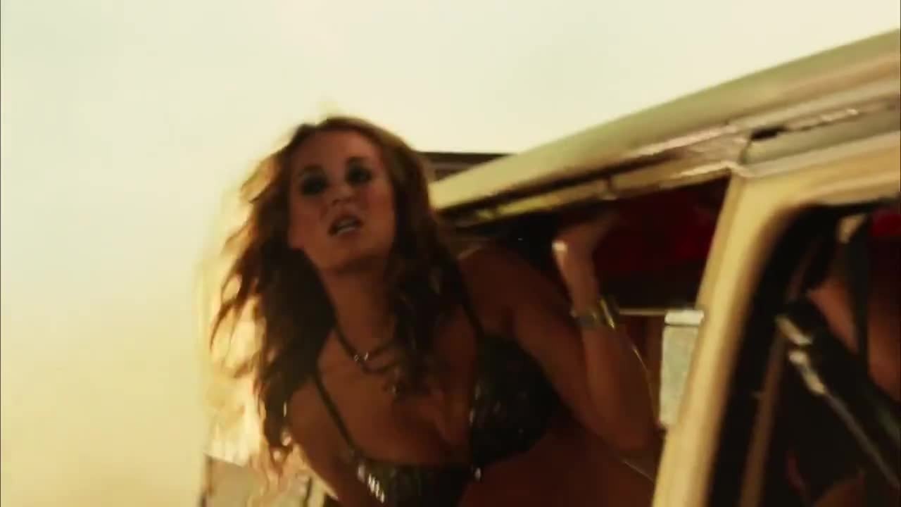 Machete Kills - Clip Car Chase (Espanol) HD