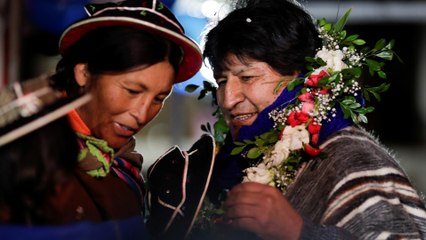 Descargar video: Evo Morales returns to Bolivia from exile in Argentina