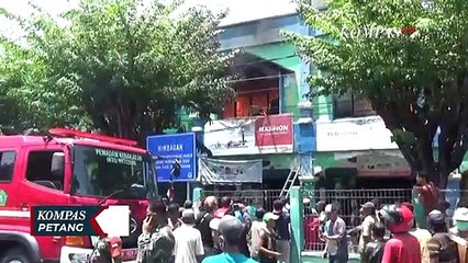 Toko Elektronik di Sidoarjo Terbakar, Api Merembet ke 3 Ruko Lainnya!