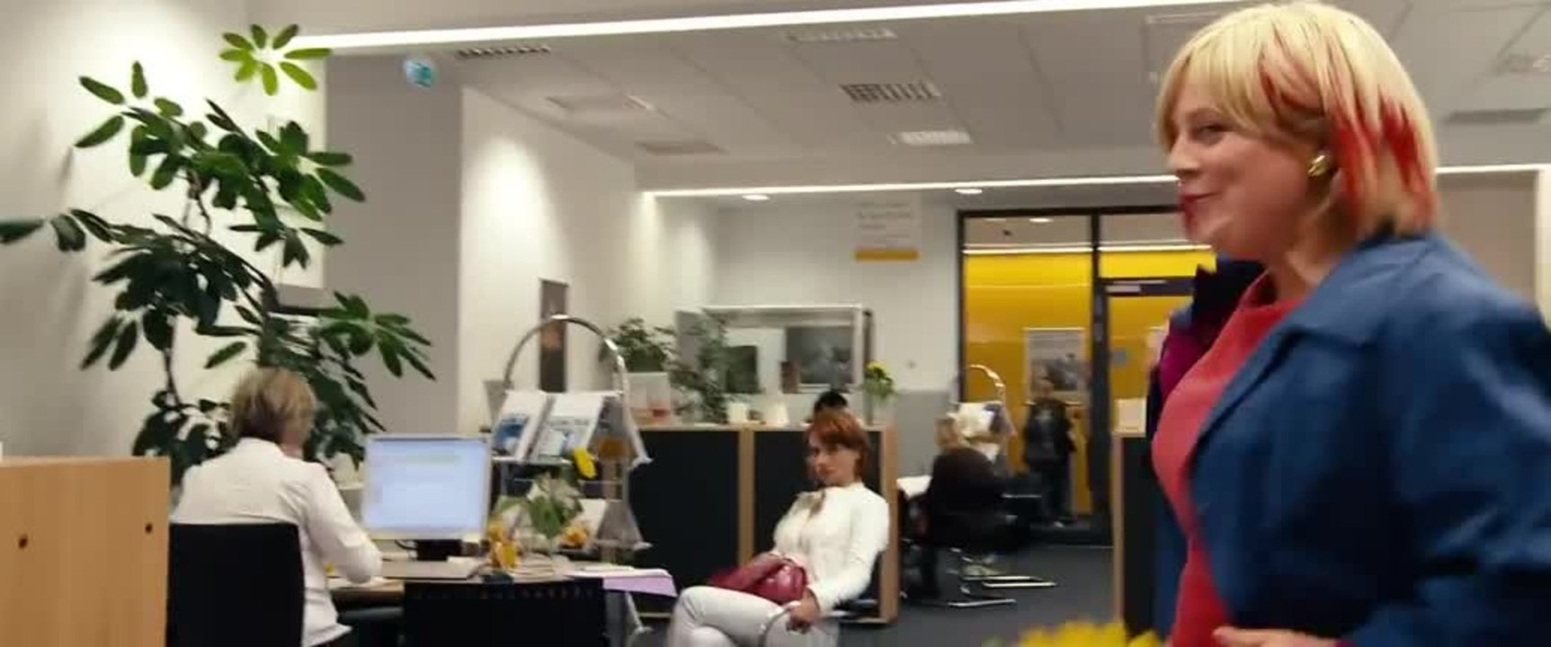 Die Friseuse - Trailer (Deutsch) HD