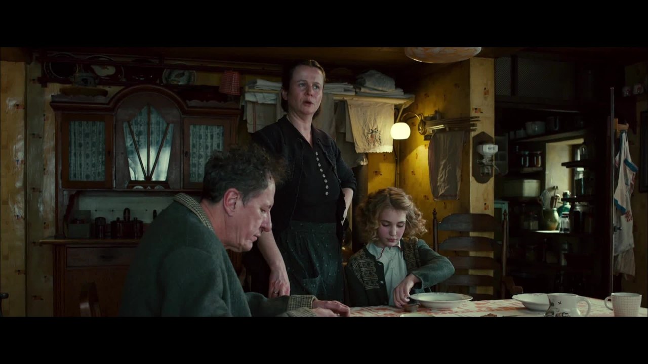 Die BÃ¼cherdiebin - Clip 1 (Deutsch) HD