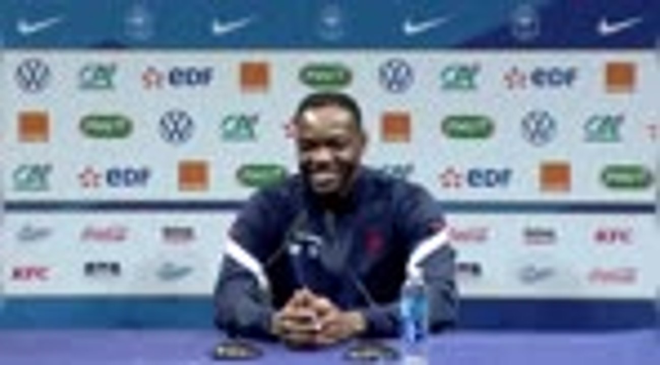 Bleus - Mandanda : "Thuram a d'énormes qualités"