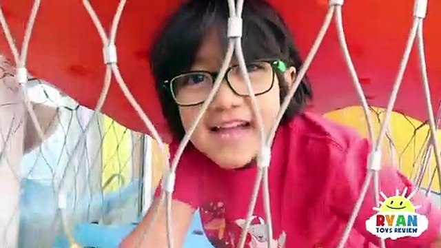 World's Largest Cruise Ship Room Tour!! Royal Caribbean Symphony of the Seas Ultimate Family Suite