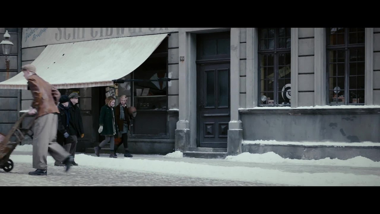 Die BÃ¼cherdiebin - Clip 11 (Deutsch) HD