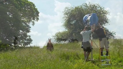 Maleficent - Featurette On The Battlefield (English) HD