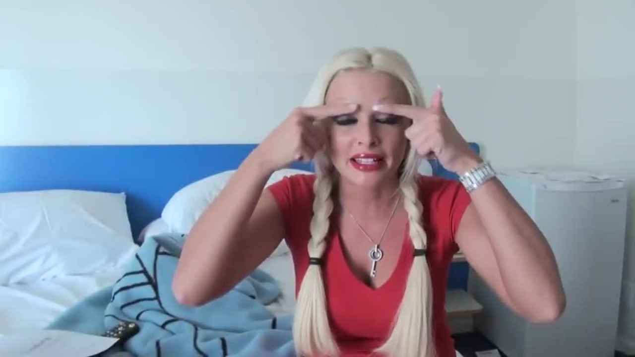 Daniela Katzenberger natÃ¼rlich blond - Clip (Deutsch) HD