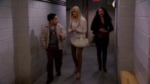 2 Broke Girls - S03 Clip It's A Small World (English) HD