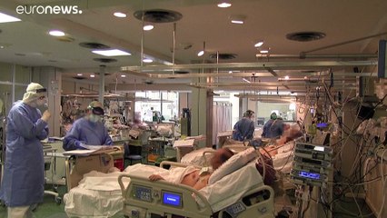 Crescono i contagi in corsia: "Serve uno screening di massa"