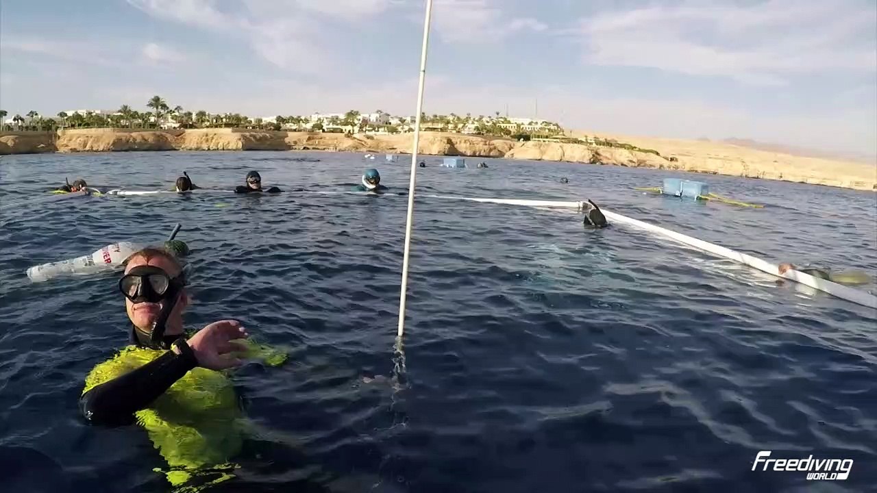 Weltrekord: Slowenin taucht 114 Meter tief