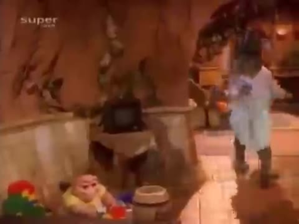 Die Dinos - Clip Der KnuspermÃ¤nnchenkrieg (Deutsch)