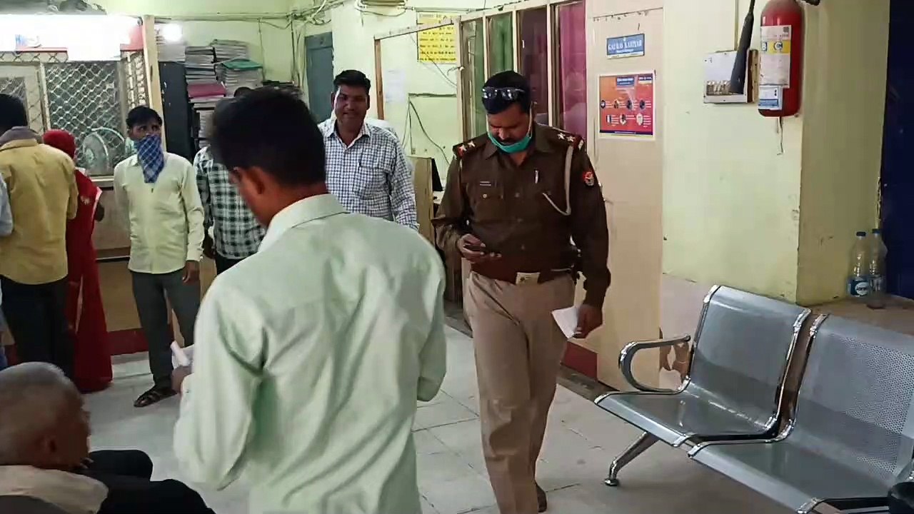 लखीमपुर खीरी- बैंको में चला सघन चेकिंग अभियान