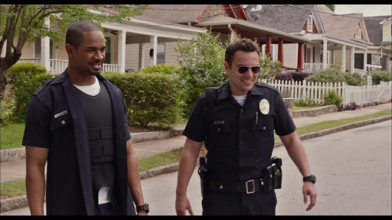 Let's be Cops - Clip Ist Das Nicht Total Illegal (Deutsch) HD
