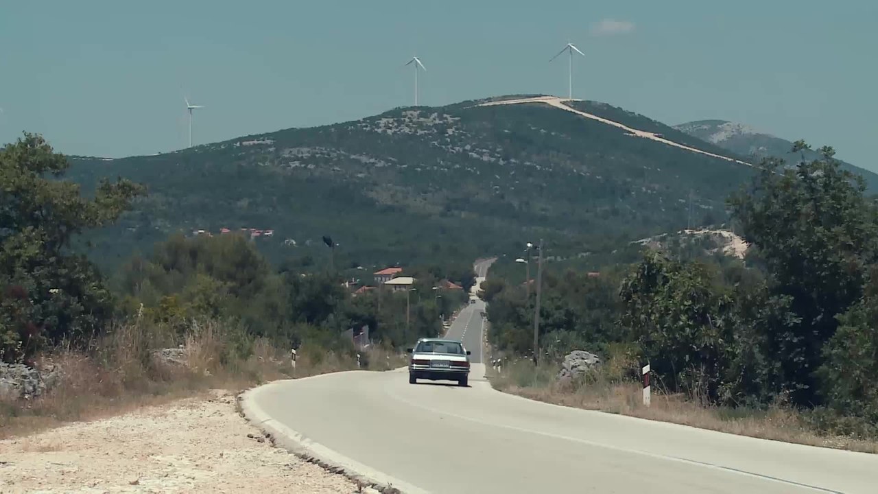 Titos Brille - Clip Adriana mit SÃ¶hnen (Deutsch) HD