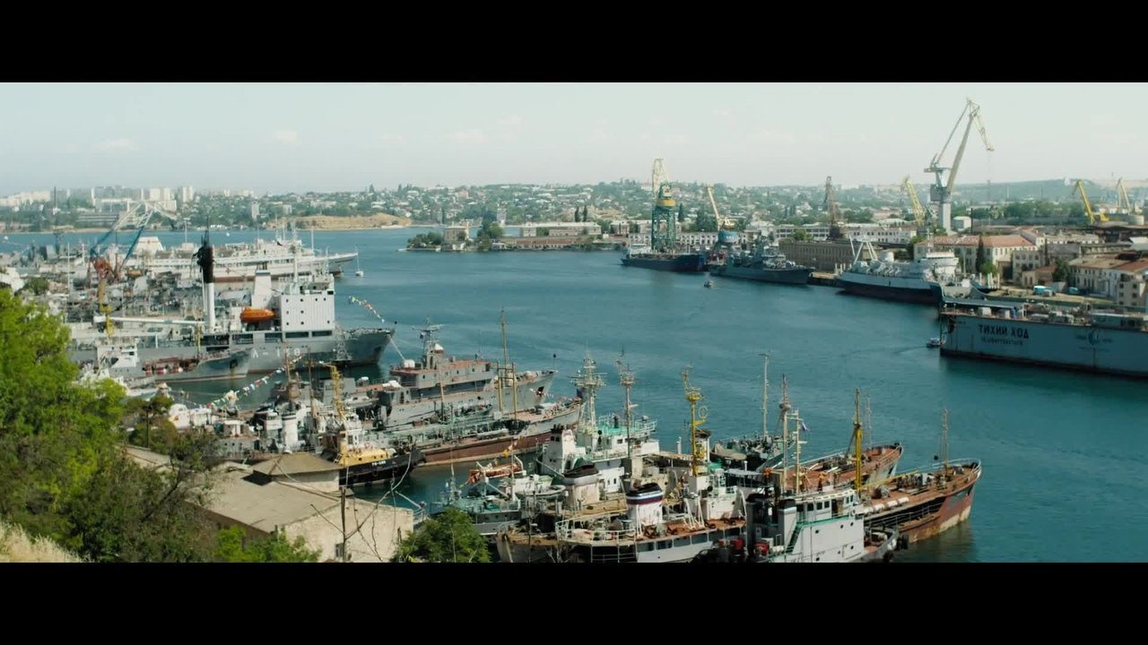 Black Sea - Featurette A dive into the Black Se...