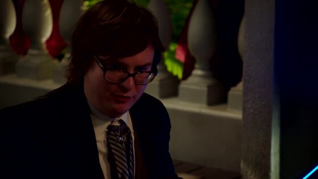 Hot Tub Time Machine 2 - Clip Into The Tub (English) HD