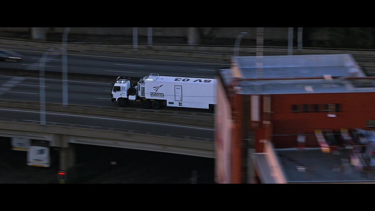 Chappie - Clip 01 Jagd auf Chappie (Deutsch) HD