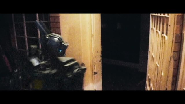 Chappie - Featurette World's First Thinking Robot (English) HD