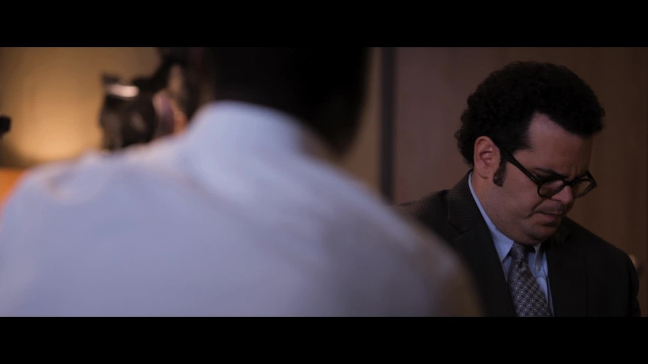 Die Trauzeugen AG - Clip 01 Goldener Smoking (Deutsch) HD