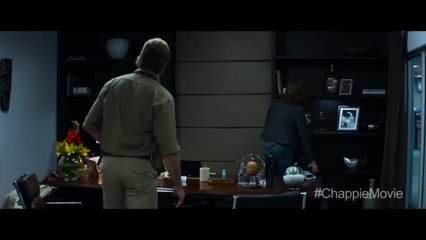 Chappie - Clip Burn to Ash (English) HD