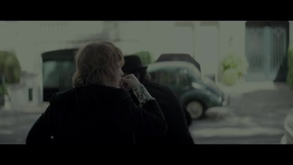 Moonwalkers - Clip 2 Rupert Grint and Robert Sheehan (English) HD