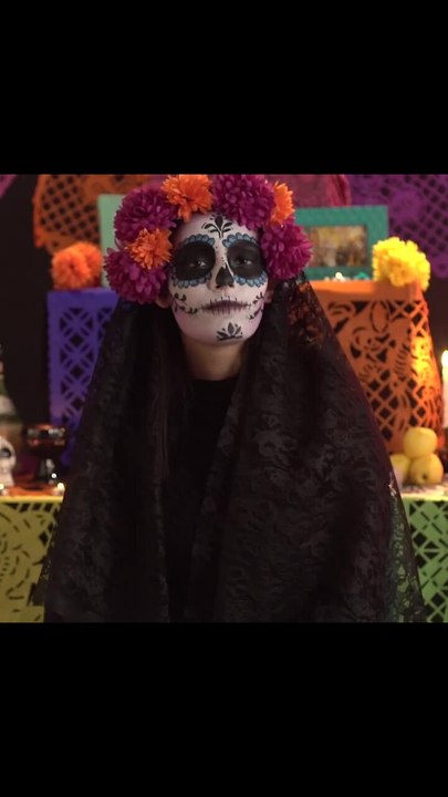 The Easiest Way To Do Catrina Makeup