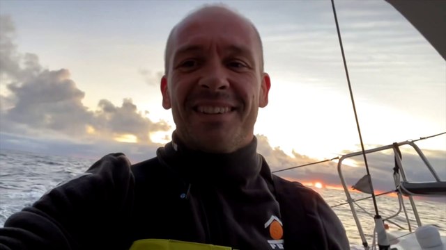Vendée Globe 2020/2021: - Vidéo du bord - Kevin ESCOFFIER | PRB - 10/11/2020