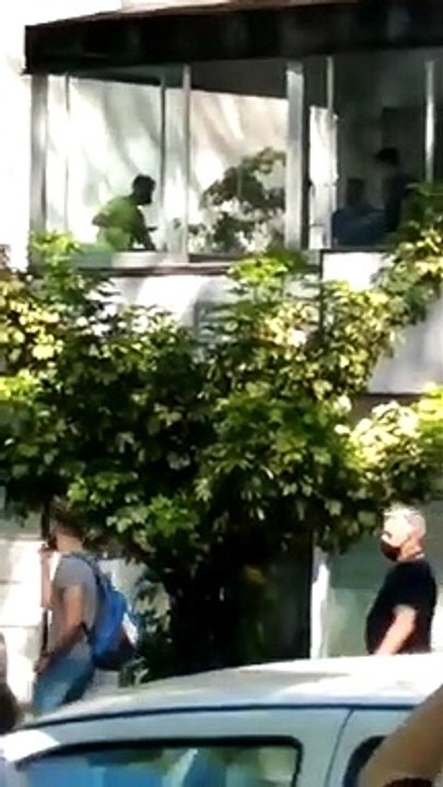 Ataque a dos mujeres en una escuela de baile