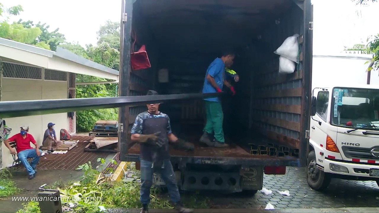 MINED traslada material de construcción a escuelas afectadas por ETA