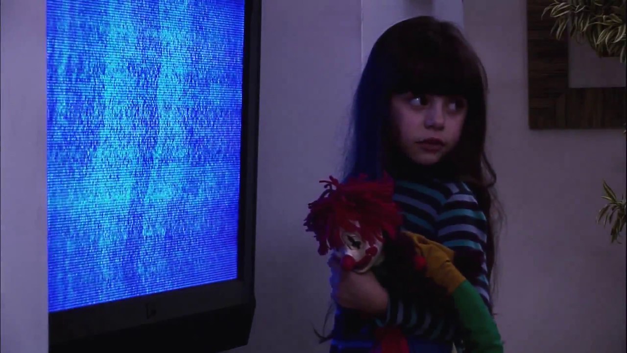 Poltergeist - Viral Video Poltergeist Prank HD