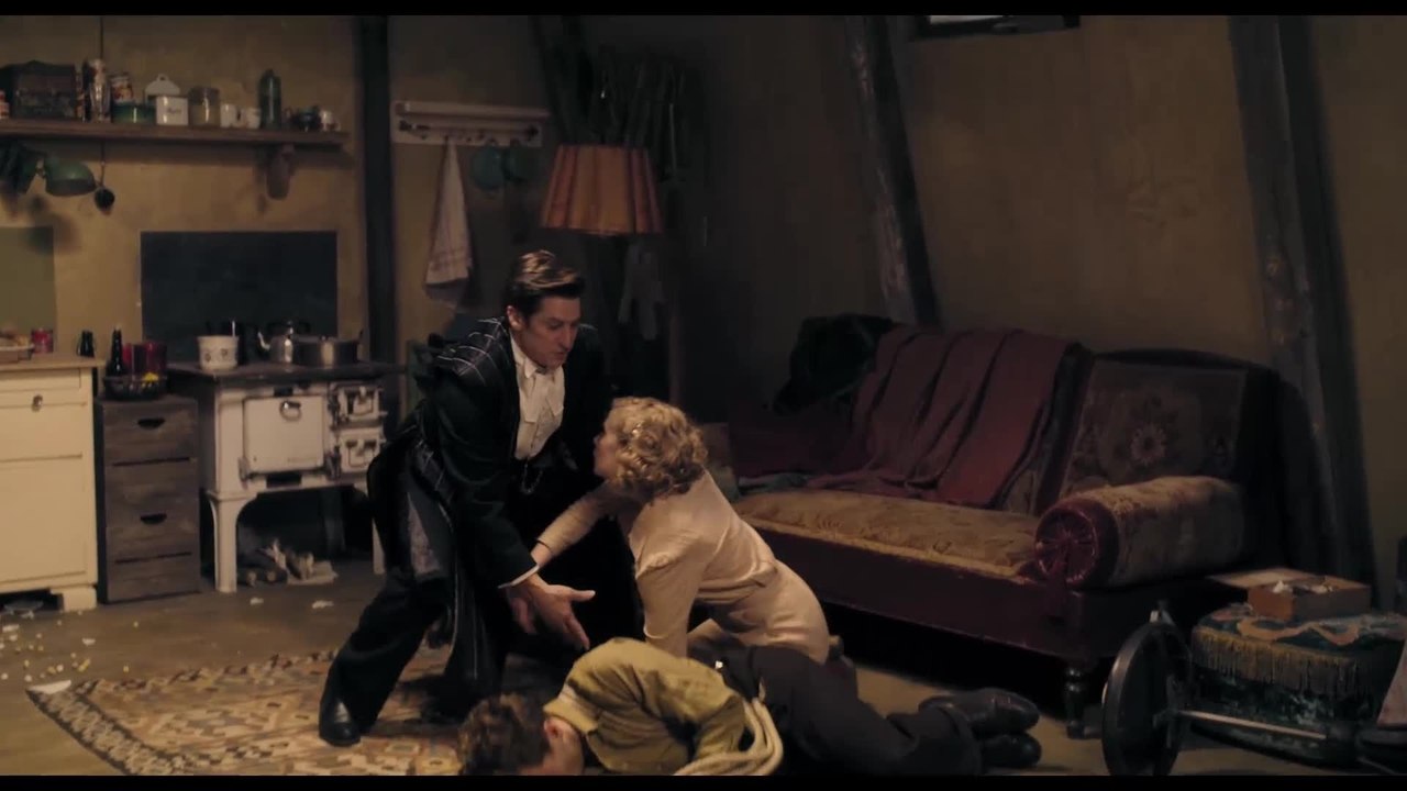 Therapie fÃ¼r einen Vampir - Clip 'Du wolltest doch nie, dass ich so bin, wie ich war' (Deutsch)