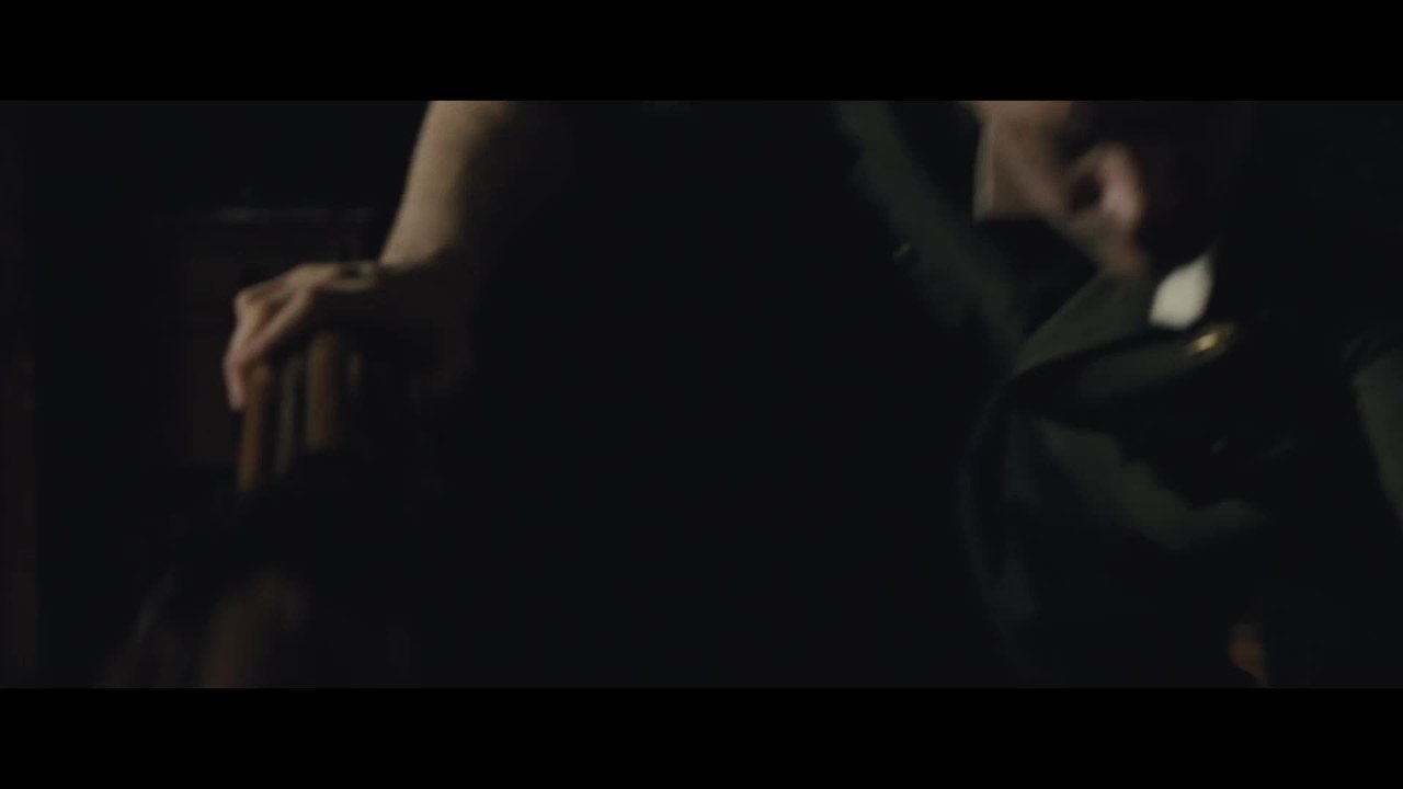 Kind 44 - Clip 04 Leo durchsucht die eigene Wohnung (Deutsch) HD