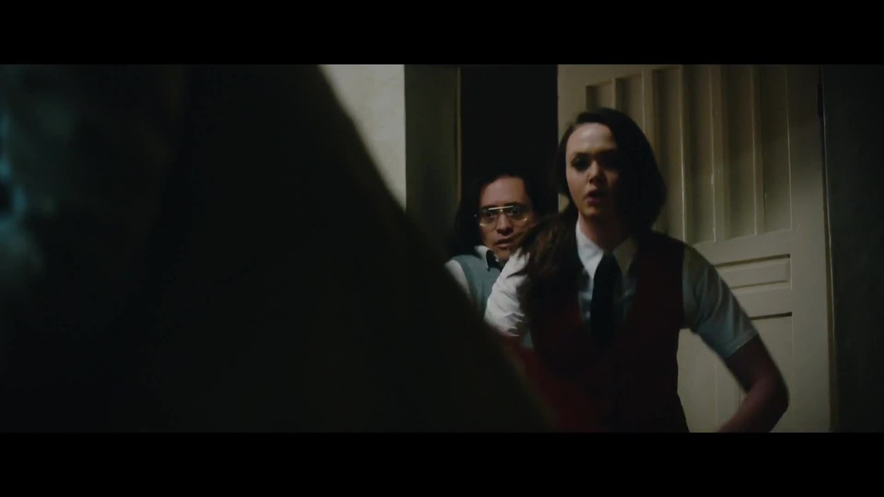 Stung - Clip Door (English) HD