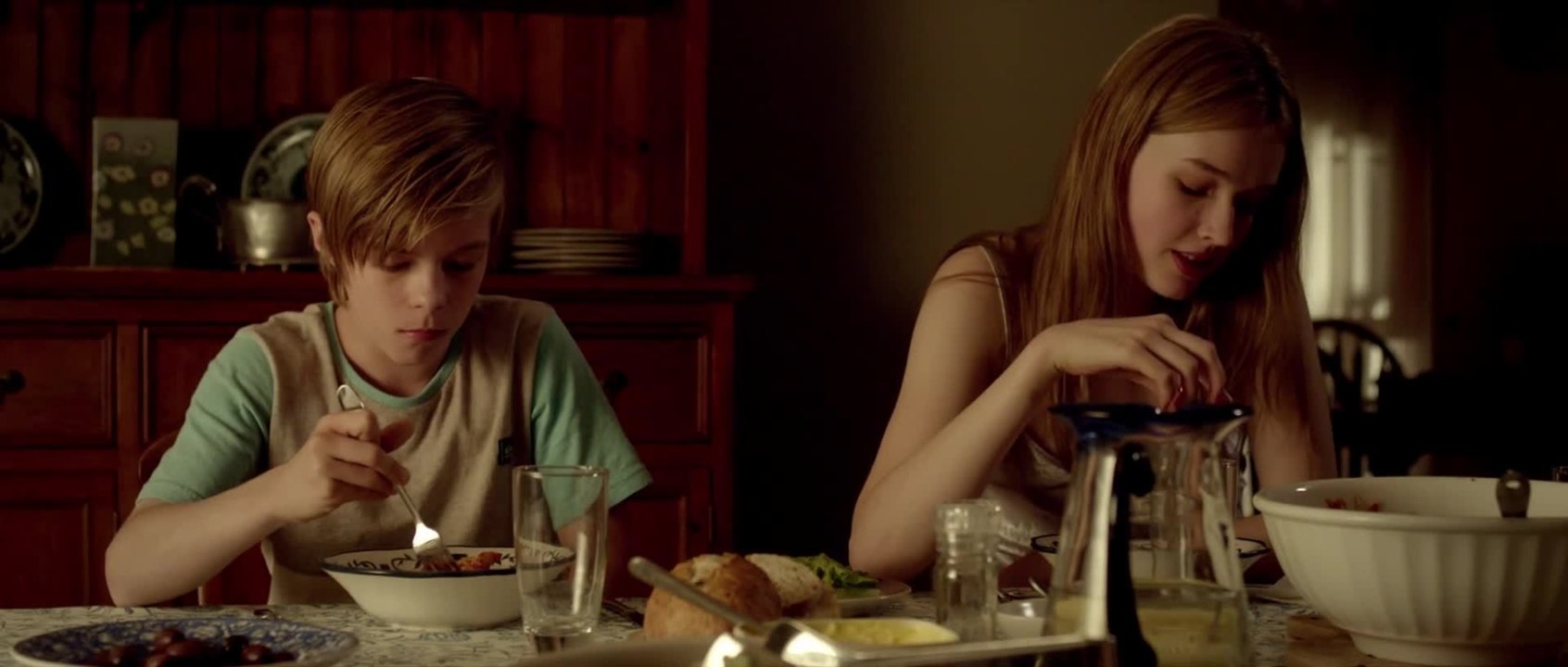 Strangerland - Clip Dinner (English)