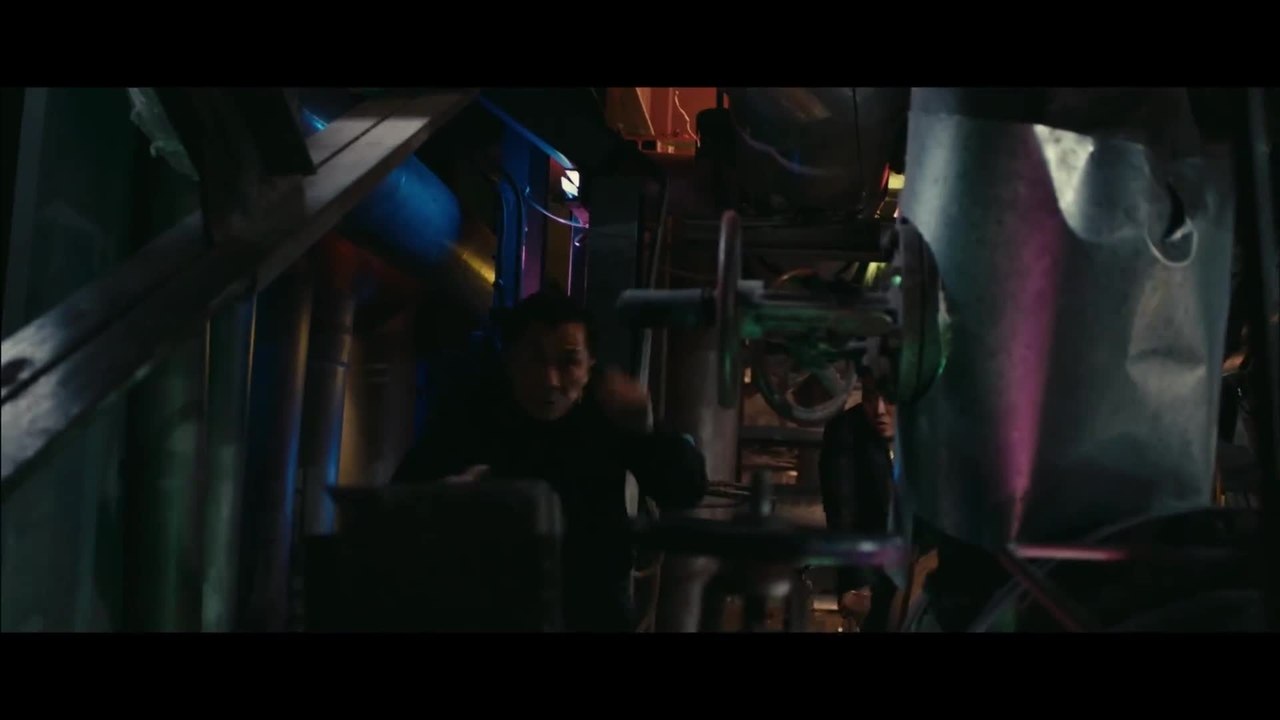 Police Story Lockdown - Clip Knife Fight at Wu Bar (English) HD