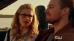 Arrow - S04 Featurette Inside Green Arrow (English) HD