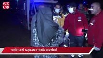 Turistleri taşıyan yabancı plakalı otobüs devrildi!