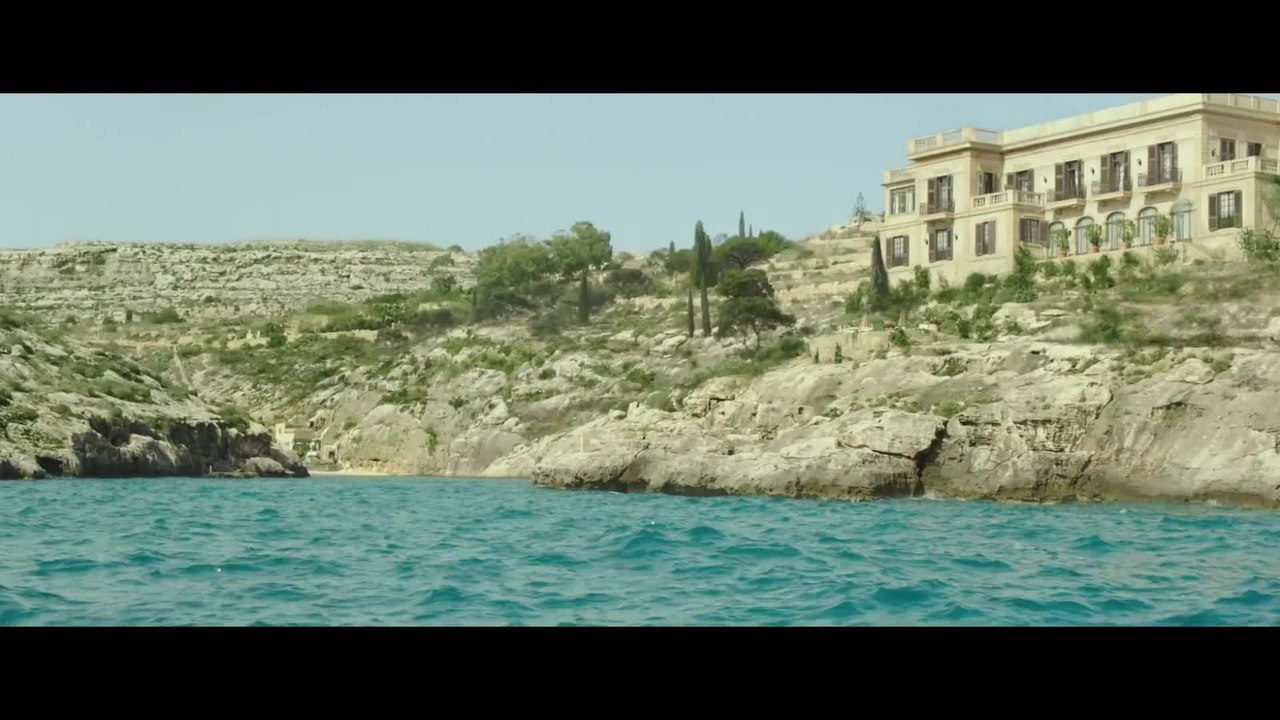 By the Sea - Featurette Look Inside (Deutsch) HD